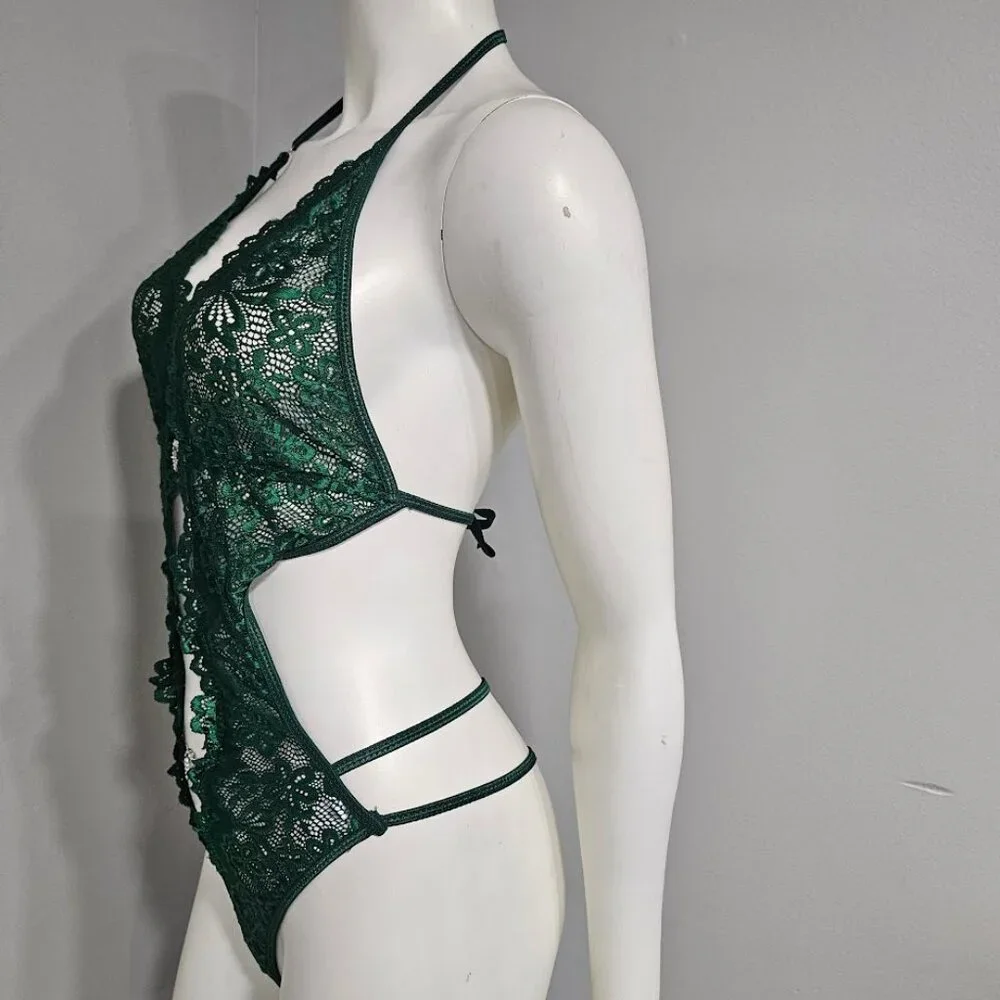 Heart Ring Linked Cut Out Backless Halter Teddy Bodysuit - Picture 3 of 4